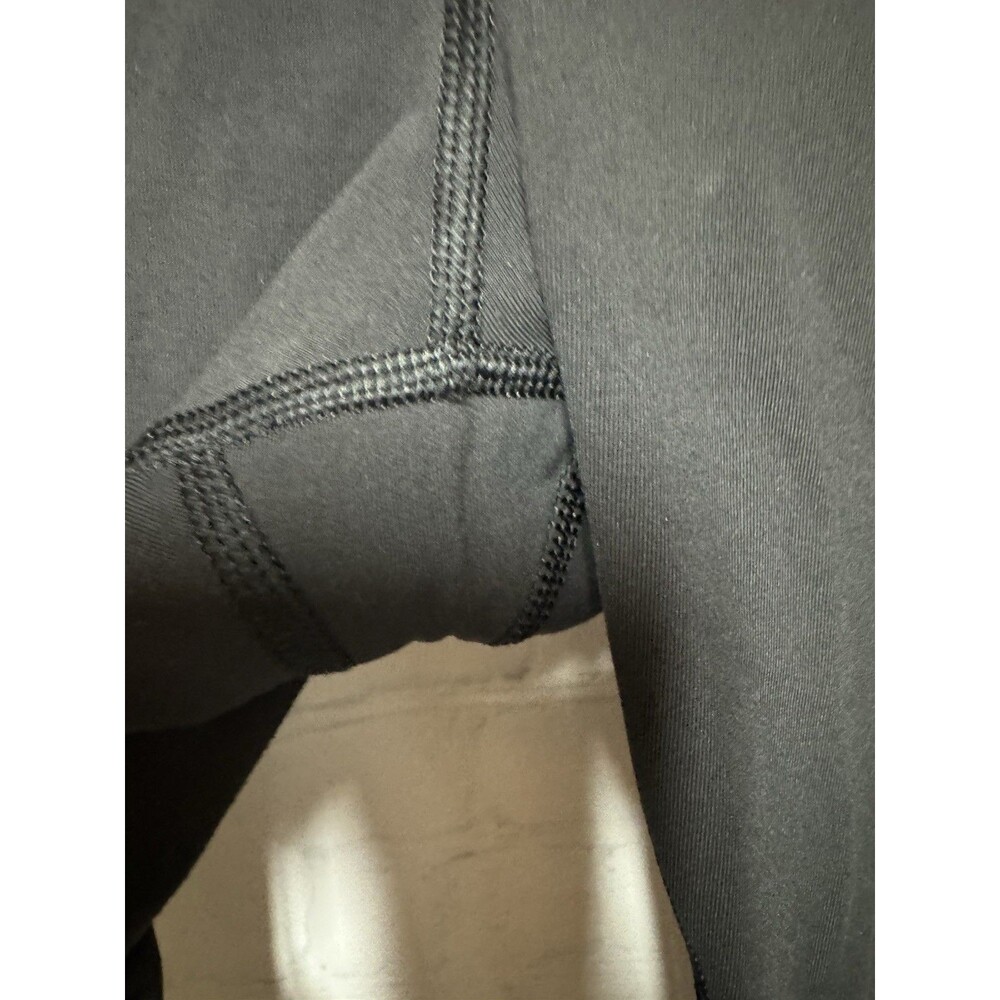 LULULEMON black ruched ruffle leggings size 4 Side pockets red band - Picture 5 of 9